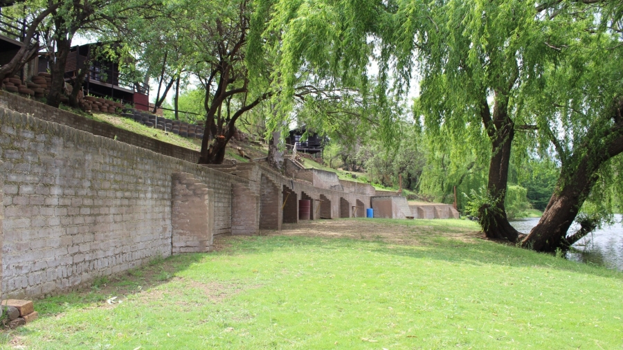 2 Bedroom Property for Sale in Lindequesdrif North West